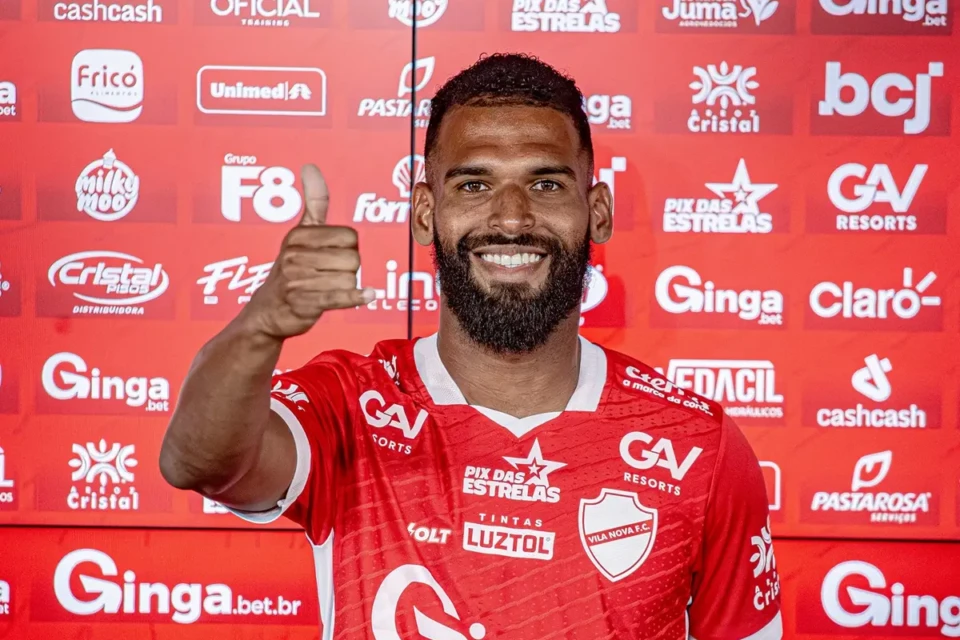 Willian Maranhão em apresentação no Vila Nova