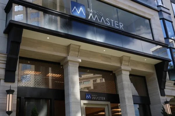 Aparecida pode ter de arcar com prejuízos de investimentos no Banco Master, aponta Previdência