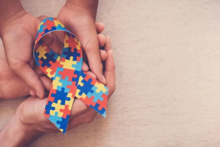 Autismo pode ser fruto da evolução biológica do cérebro humano, dizem cientistas