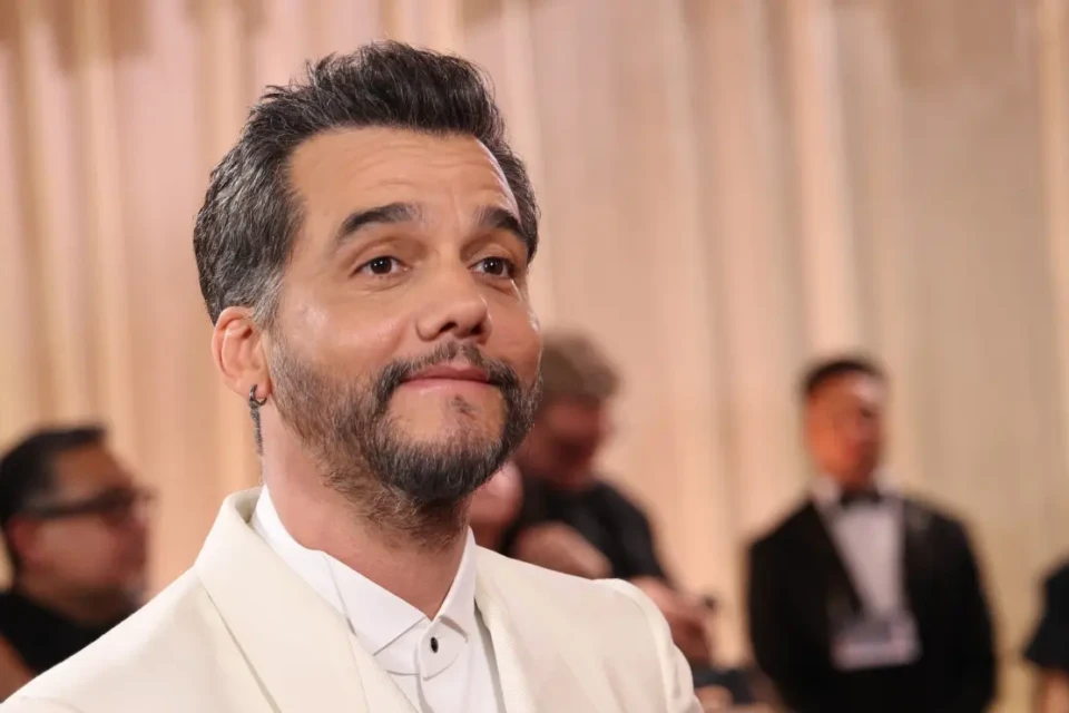 Globo de Ouro: ‘Precisamos fazer mais filmes sobre a ditaduras no Brasil’, diz Wagner Moura