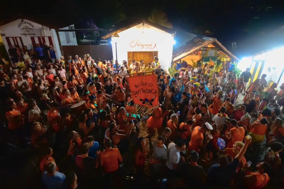 Pirenópolis dá início ao Carnaval 2026 com o Grito da Aurora