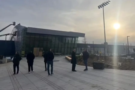 Comitiva da CBF em visita em centro de treinamento nos Estados Unidos