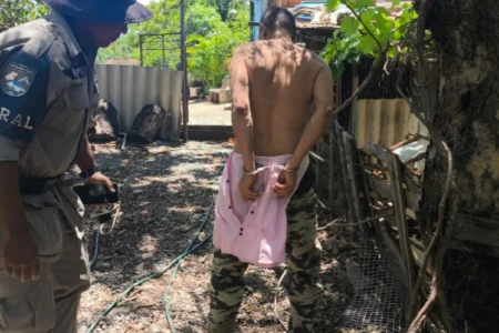 Imagem do suspeito preso