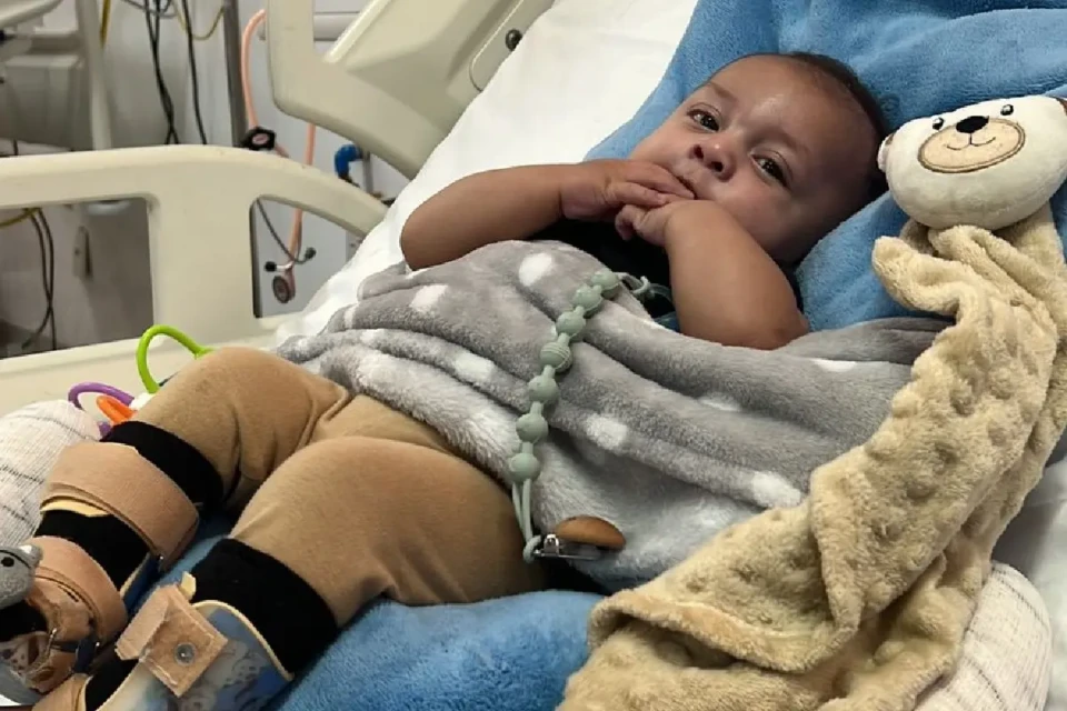 bebe x cirurgia x 01