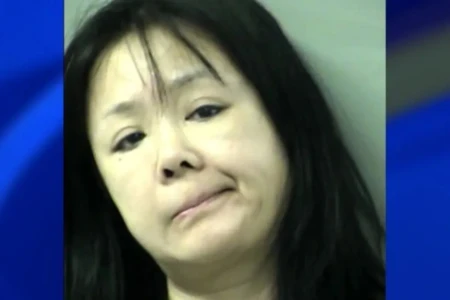 Atitude extrema chocou autoridades na Flórida Fezes e confusão: massagista tenta evitar prisão de forma bizarra nos EUA; saiba o que ela fez