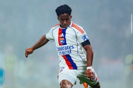 Endrick tem atuação de destaque e comanda triunfo do Lyon