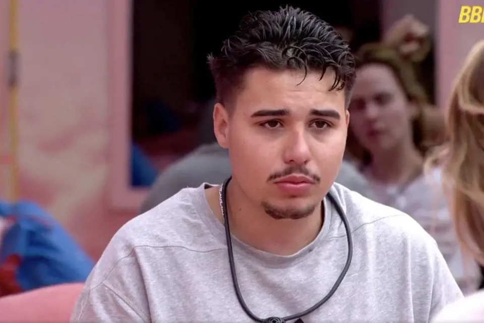 BBB 26: Globo trata Pedro como expulso e não pagará cachê ao brother Emissora encerrou formalmente o contrato nesta segunda (19)