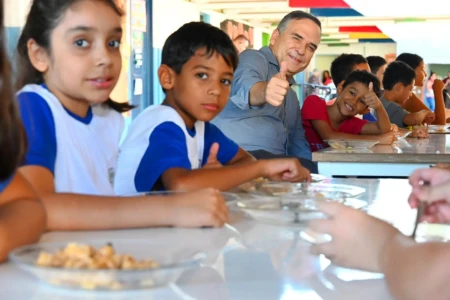 0b4c8059-8c9d-4f09-9ff4-da3bd04edb27