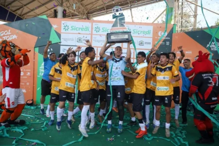 Disputa da última Taça das Favelas