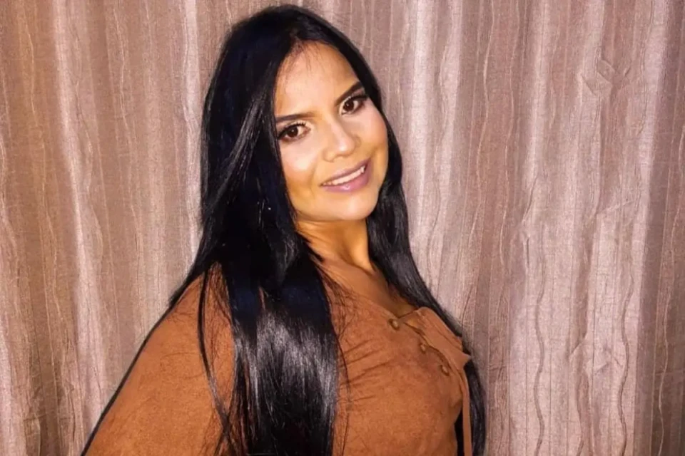 Mulher usa caneta emagrecedora falsificada e é internada em estado grave Internação ocorreu uso de remédio ilegal e sem orientação médica