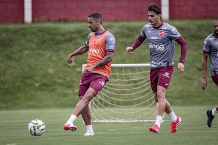 Dellatorre deverá ganhar descanso contra a Aparecidense e Weverton deve ganhar oportunidade no Vila Nova