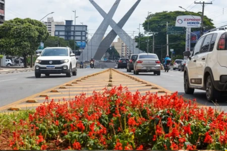 Ato em defesa da previdência pública acontece em Goiânia, nesta quinta (Foto: Jucimar de Sousa)