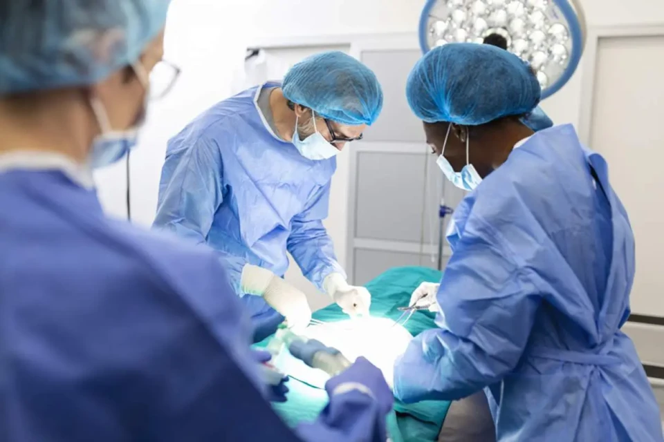 CFM estuda usar Enamed para conceder registro profissional Para faculdades, discurso dos médicos é corporativista