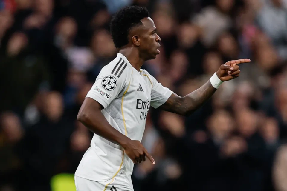 Vini Jr em partida pelo Real Madrid