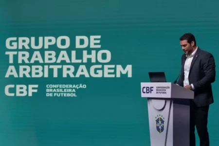 Presidente da CBF durante palestra sobre arbitragem no futebol brasileiro