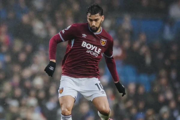 Lucas Paquetá em partida pelo West Ham