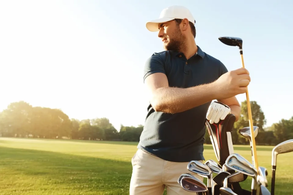 Onde aprender praticar jogar golfe em Goiânia? Cidade tem campo considerado um dos melhores do país confira os benefícios do esporte