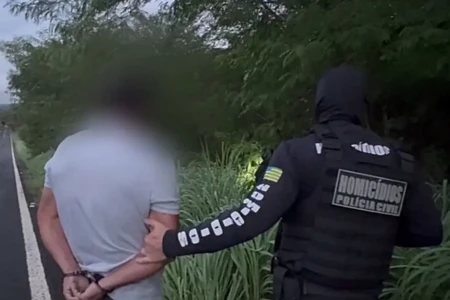 Imagem do preso no local