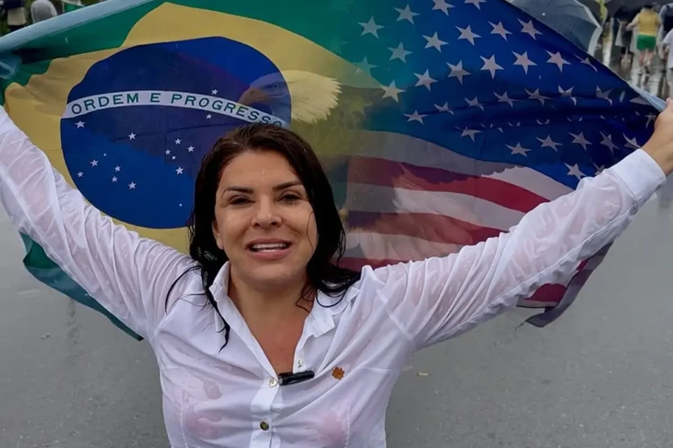 Após participação em ato de Nikolas Ferreira, Mara Maravilha diz que quer concorrer ao Senado Que meu amor possa contribuir para Brasil
