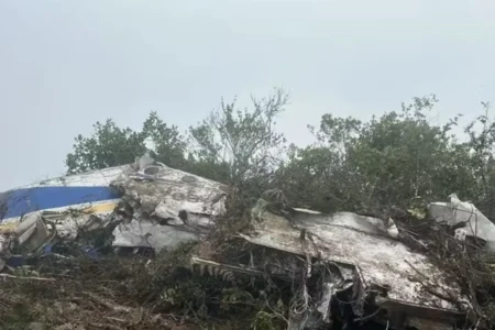 Avião cai na Colômbia e mata 15 pessoas a bordo grupos de guerrilha; há um deputado entre as vítimas Catatumbo