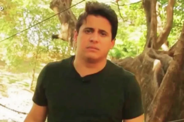 Seu Waldemar ignora aniversário do filho e não o vê há um ano, diz mãe da criança (Foto: Reprodução)