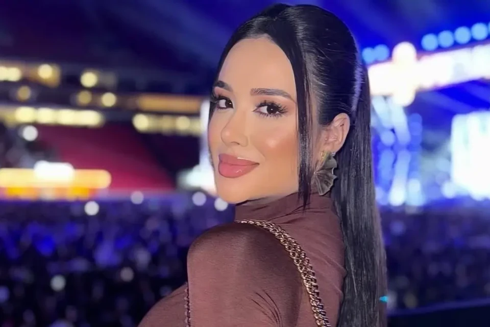 Além da brasiliense, cantor já beijou outra ex-BBB em clipe Jordana diz no BBB que fica com sertanejo famoso de Goiânia; saiba quem é