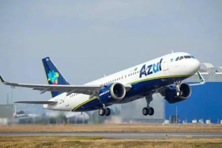 Pista do Aeroporto de Goiânia é interditada após pássaro colidir com aeronave