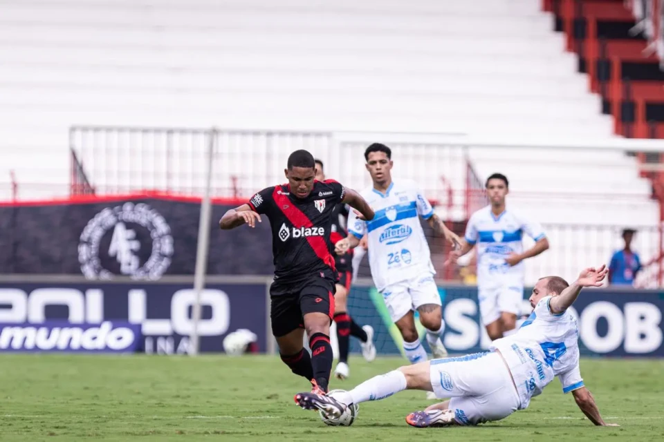 Atlético x Crac