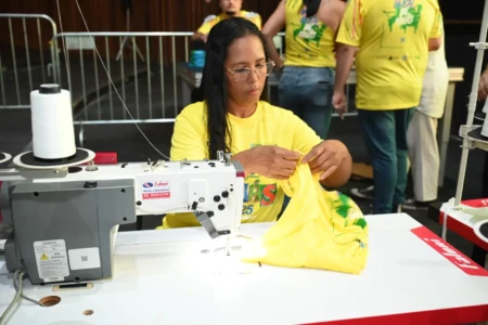 Esquenta do pré-carnaval reúne DJs e oferece retirada e customização gratuita de abadás