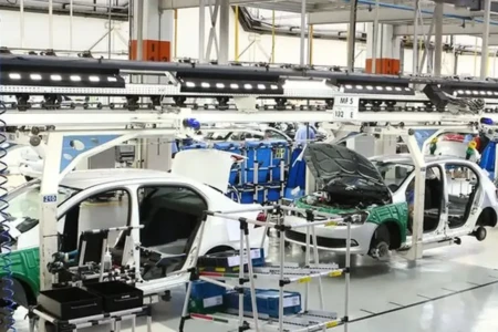 Justiça manda montadora de Anápolis devolver emprego à pessoa com deficiência e pagar indenização