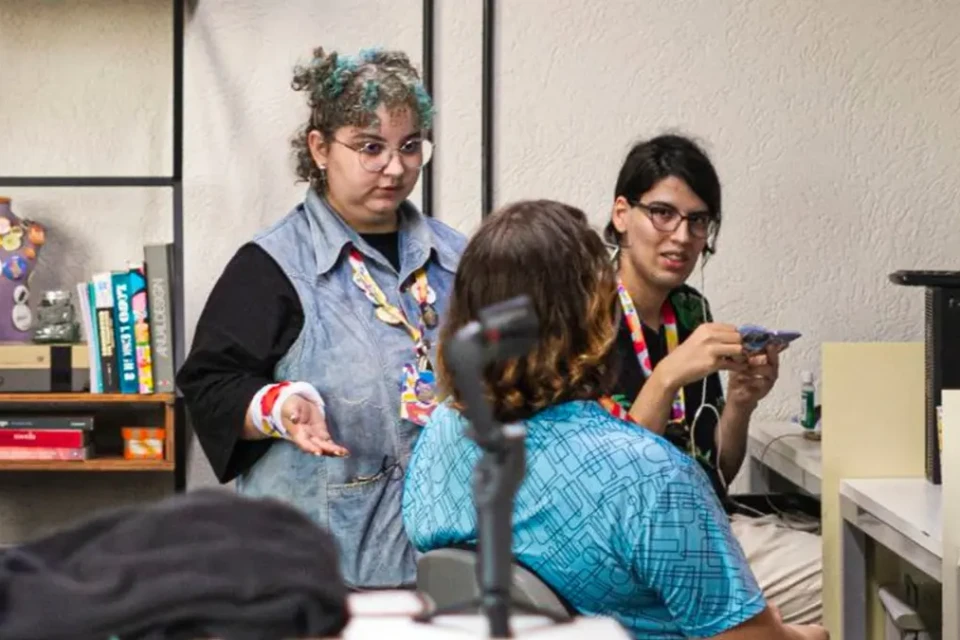 Com foco em saúde mental e equipe de maioria trans, jogo 'Headmates' é destaque na Global Game Jam Goiânia
