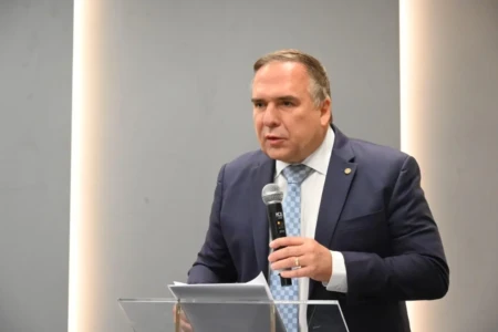 41ad458f-79db-44d3-9b3c-aee8f1591392