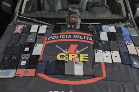 Pré-Carnaval: polícia monta força-tarefa para devolver 64 celulares recuperados em Goiânia