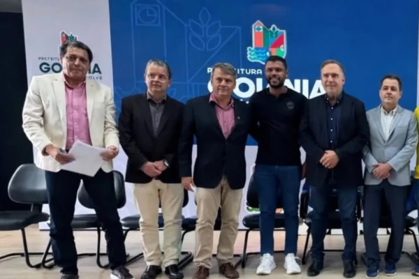Dirigentes de clubes goianos em evento da prefeitura de Goiânia