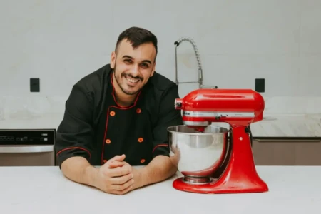 Engenheiro faz sucesso com venda de tortas em feiras de Goiânia e cita Perdomo como inspiração (Foto: arquivo pessoal)