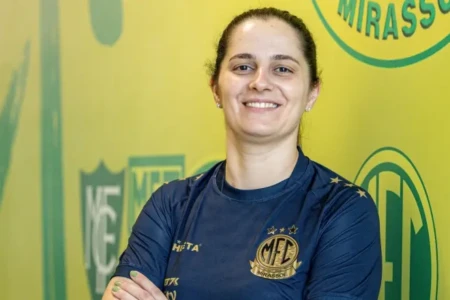 Carine Bosetti, técnica do time feminino do Mirassol