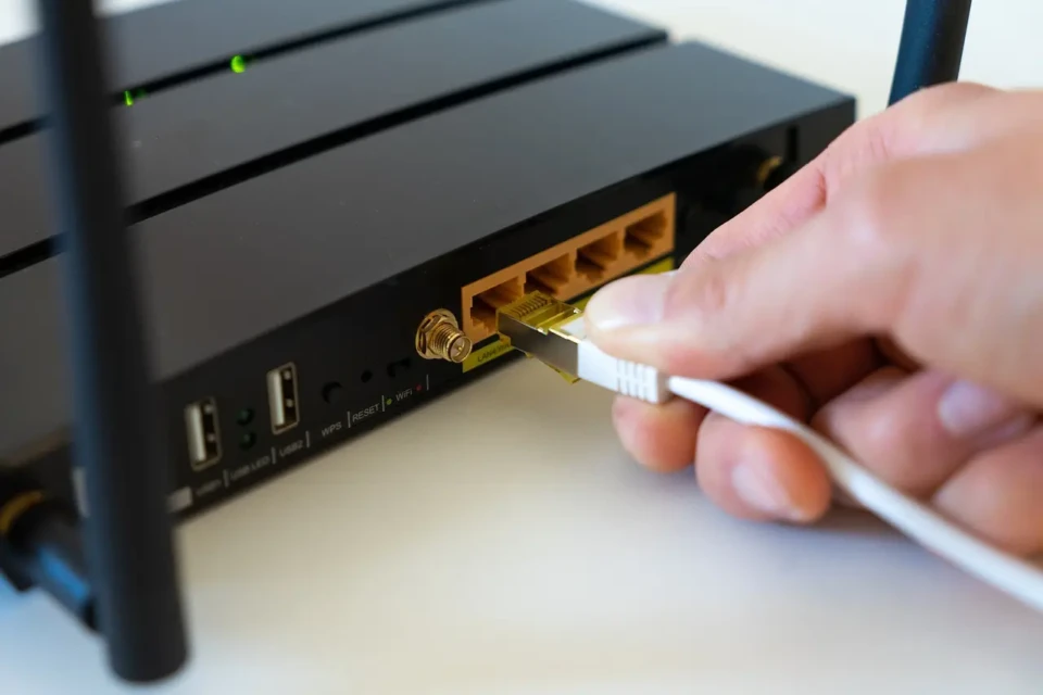 Clientes são acusados de se apropriar de equipamentos de internet em Mineiros (Foto: Pixabay)