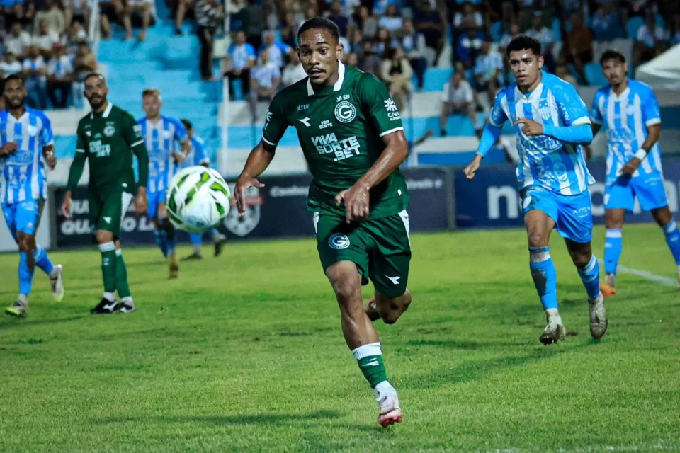 Empate em Catalão deixa Goiás e Crac sem vantagem para decisão na Serrinha