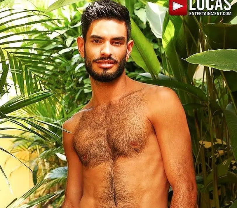 image Médico é demitido de hospital após abrir conta no OnlyFans; veja fotos de Nico Zetta