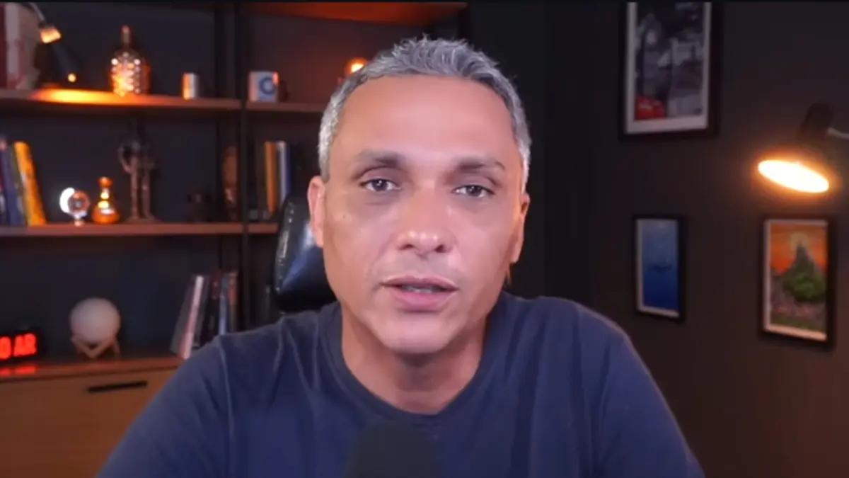 gayer “Fogo amigo chegou a um nível que não dá mais”, diz Gayer em comunicado nas redes