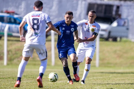 Centro Oeste 4x2 Aparecidense