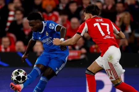 Após denúncia de racismo, Real Madrid encaminha evidências à Uefa e defende Vinícius Júnior