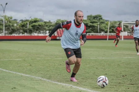 Bruno José em treino no Atlético