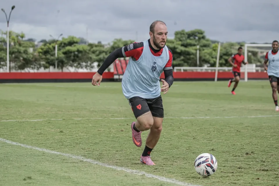Bruno José em treino no Atlético