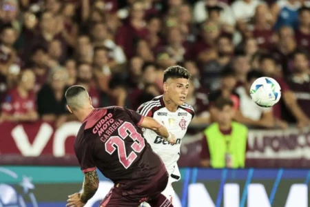 Flamengo perde para Lanus pelo confronto de ida da Recopa