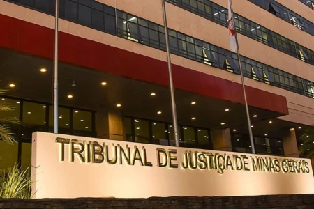 Justiça absolve acusado de estuprar menina de 12 anos por suposta 'formação familiar'