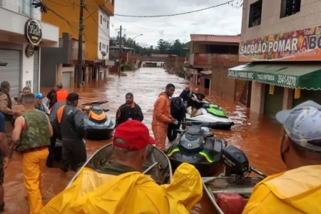 Calamidade pública: fortes chuvas provacam mortes em Juiz de Fora Minas Gerais e São João de Meriti Rio de Janeiro mortos e desabrigados