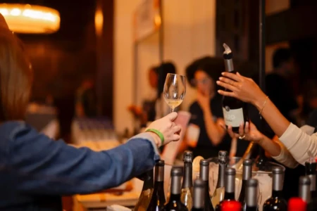 Festival de vinho chega a Goiânia com 150 rótulos e experiências sensoriais imersivas