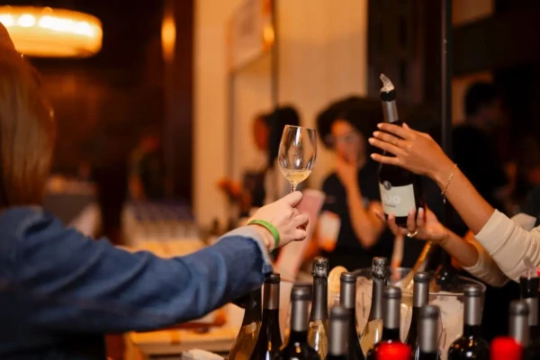 Festival de vinho chega a Goiânia com 150 rótulos e experiências sensoriais imersivas