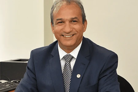 Primo expõe que desembargador que inocentou réu por estupro em MG já tentou abusar dele Magid Nauéf Láuar passou a ser investigado